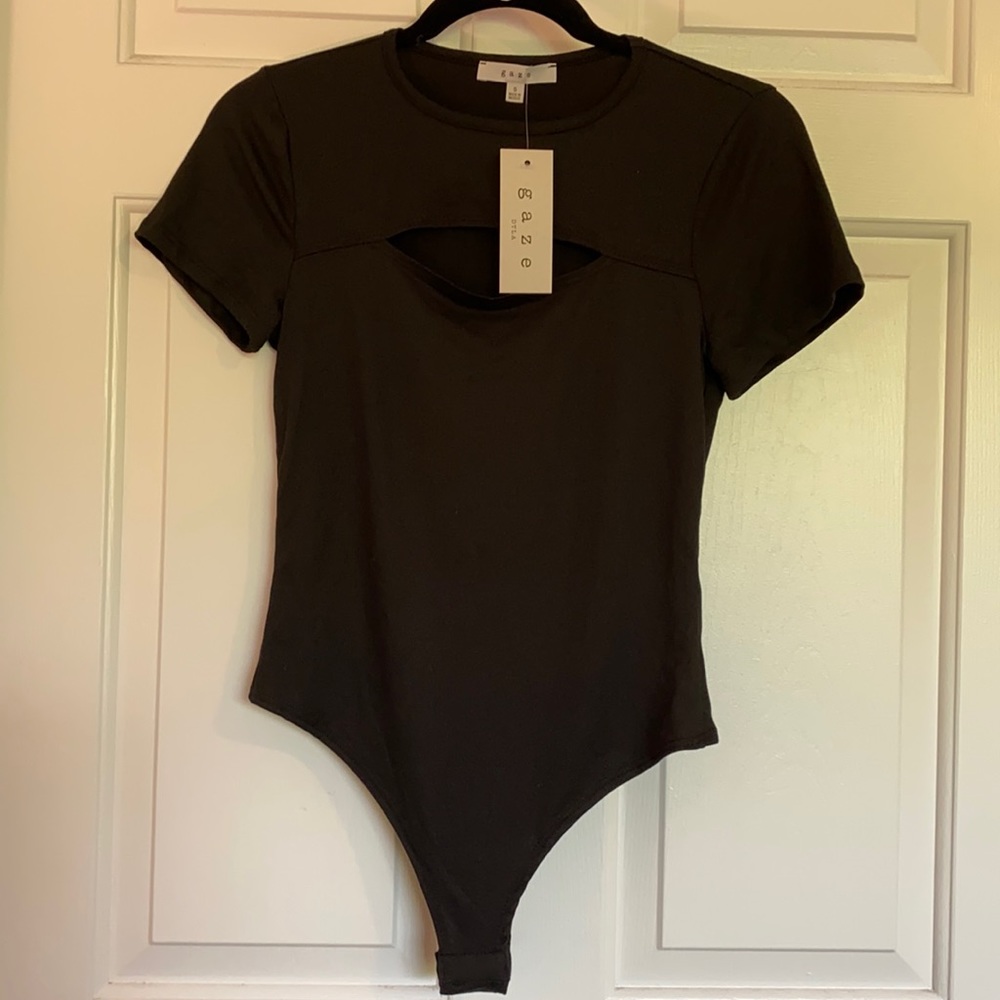 women’s cutout bodysuit - Picture 3 of 6